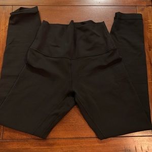 Brand New Lululemon Aligns 25 inseam